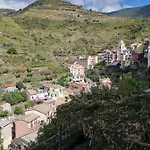 Sentieri Sul Mare Manarola