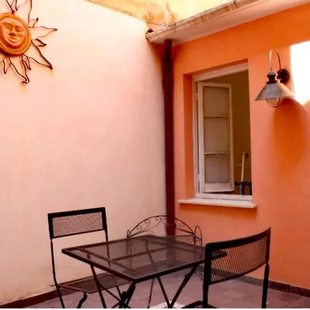 Πανσιόν Sentieri Sul Mare