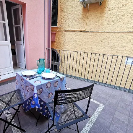 Sentieri Sul Mare Gæstehus 3*